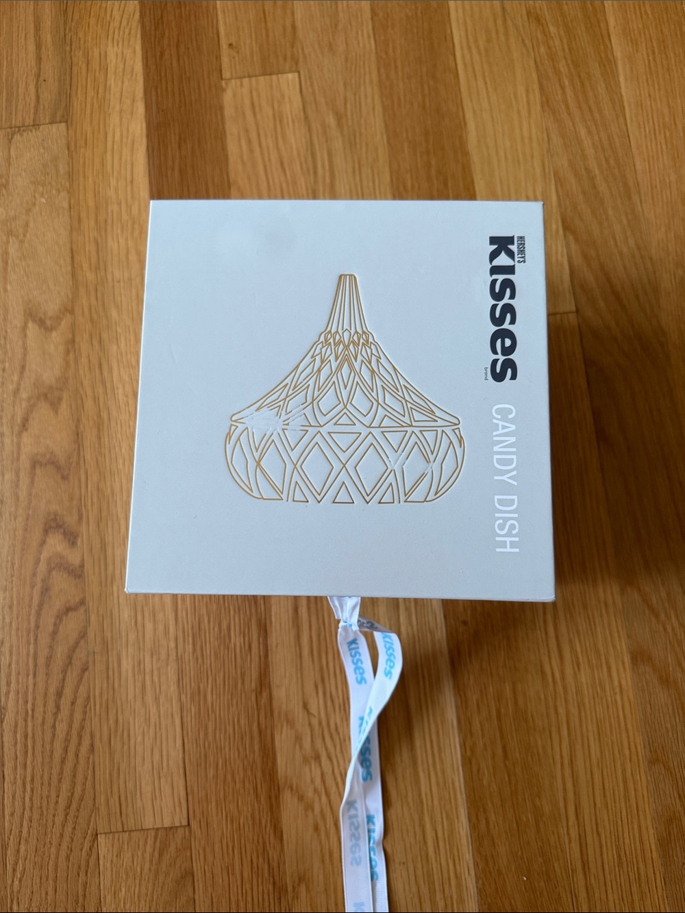 KISSES White & Gold Decorative Candy Dish